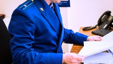 Суд удовлетворил исковое заявление прокуратуры Бичурского района о лишении жительницы района права управления транспортным средством